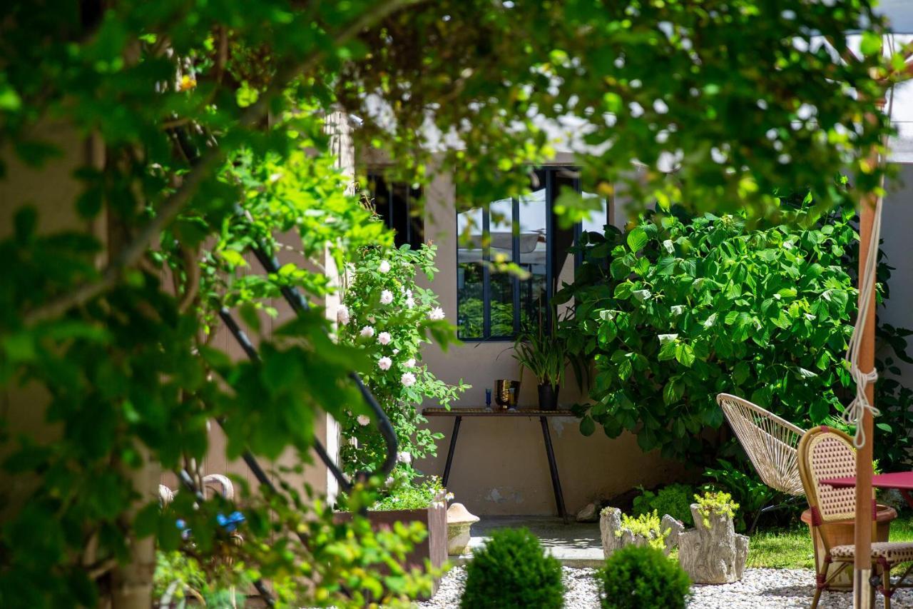 Cote Jardin, Chambres D'Hotes B&B Le Pont-de-Beauvoisin Екстериор снимка
